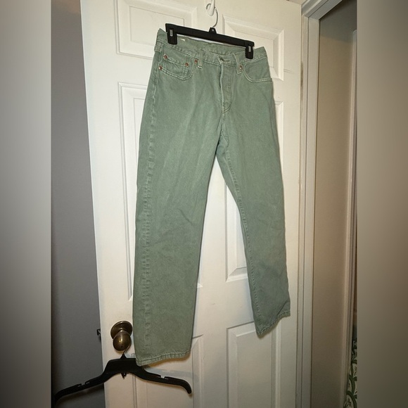 Vintage Sage Mint Green Button Fly Levi’s 501 26x30 Straight Leg BOHO 90’s - Picture 1 of 13